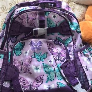 I’m selling a nice purple butterfly backpack